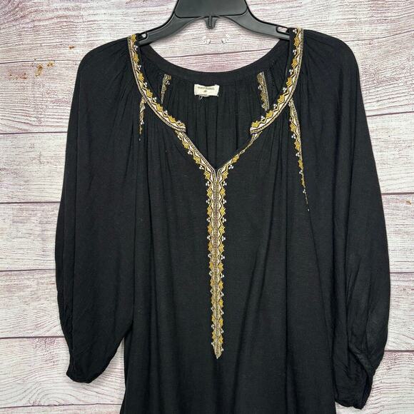 World Market Embroidered Linen Blend Boho Oversized Peasant Top Size S/M - Picture 6 of 10